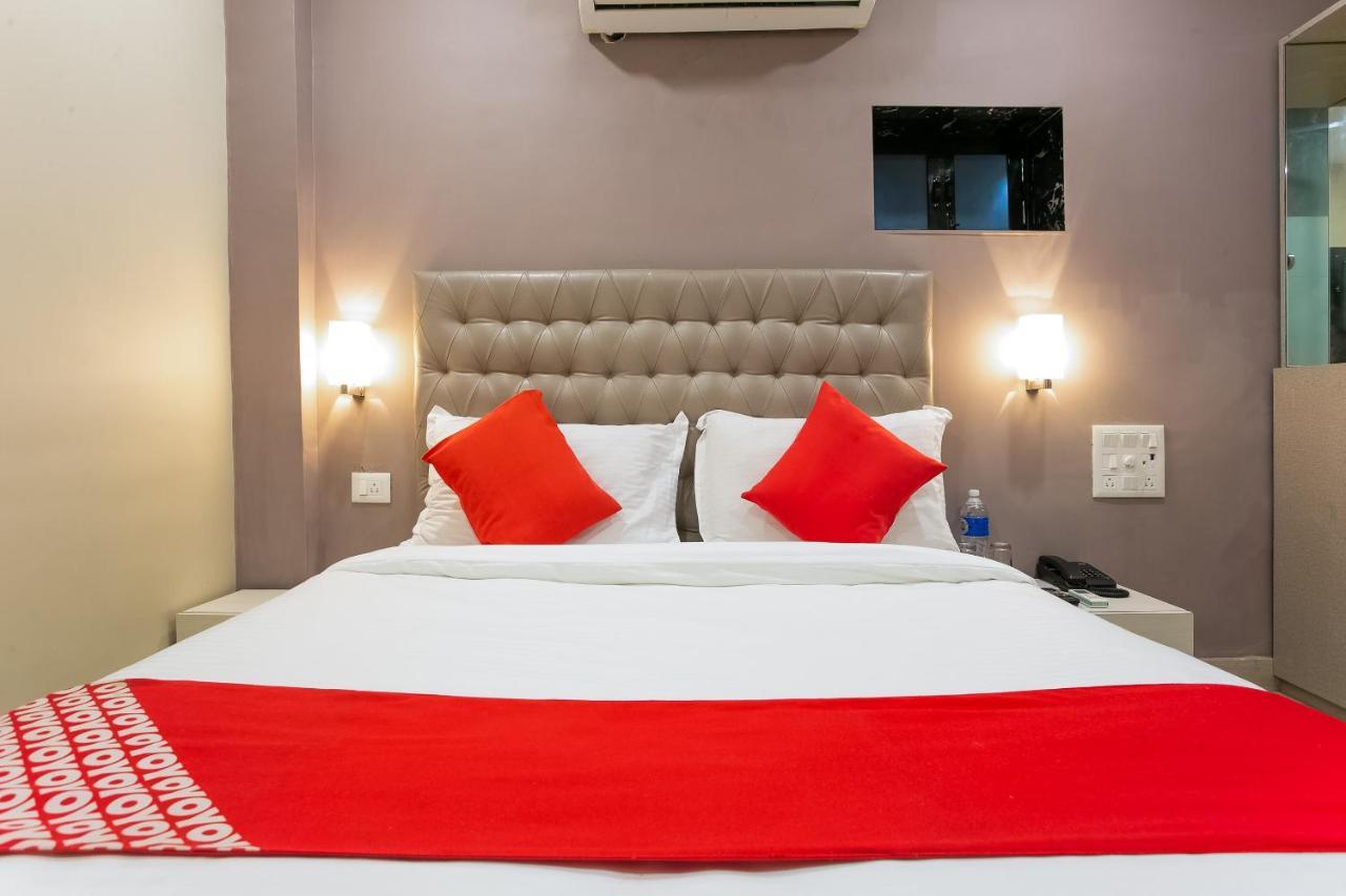 Hotel Oyo 62882 Palace Bombay